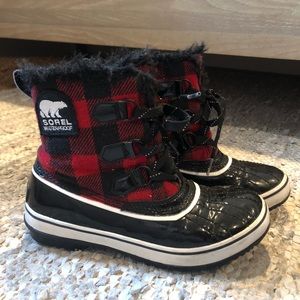 Torino Plaid Red Sorel Fur lined winter boots